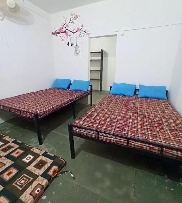 jay malhar bhaktniwas and lodging jejuri