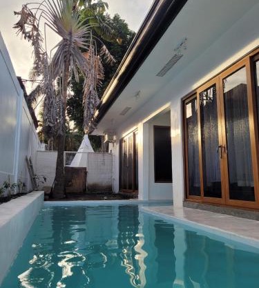 Jay's Villa B