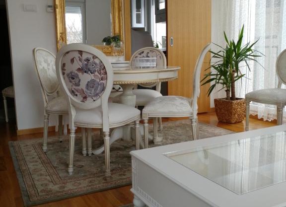 JC10 Apartment 3 bedroom, free parking, 73sqm