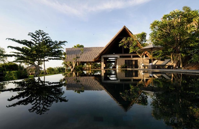 Jeda Villa Modern Stylish Luxury Villa