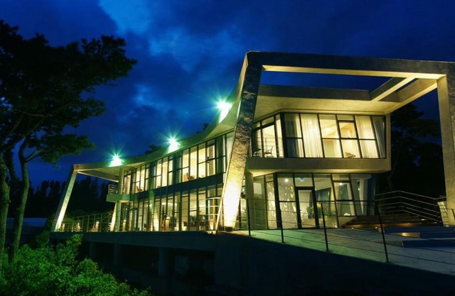 Jeju Bom stay & Art Gallery