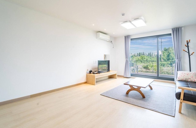 Jeju Chunjane Pension