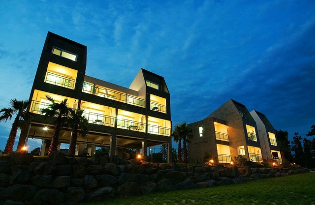 Jeju J Pension