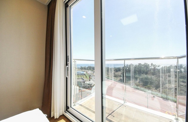 Jeju Ocean Blue Hotel