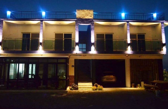 Jeju Rainbow Pension & Guest House