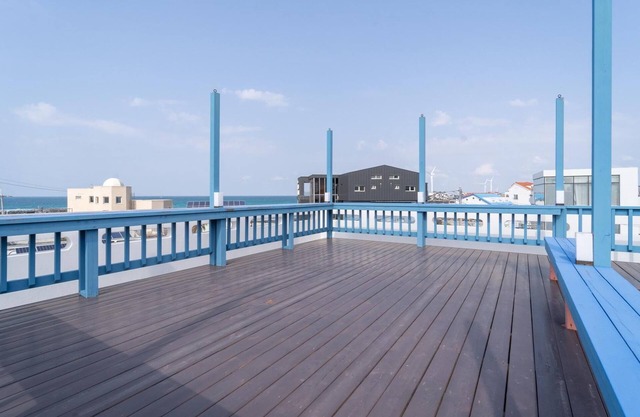 Jeju Tunanghouse Pension