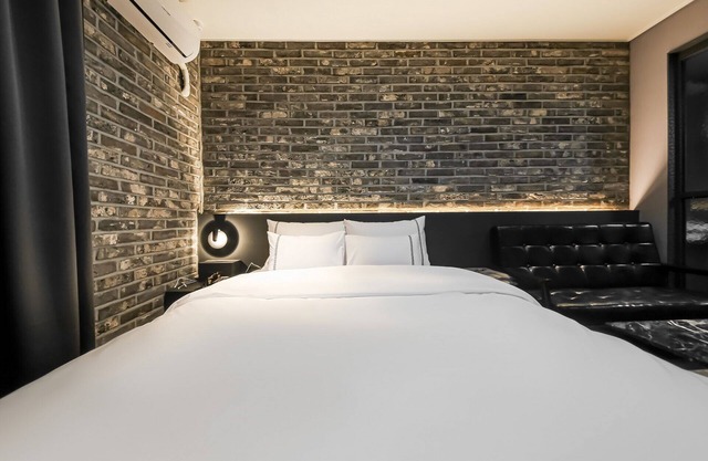 Jeonju Junghwasandong Hotel Star