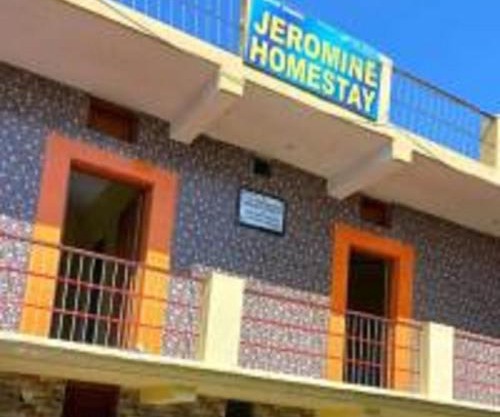 Jeromine Homestay By StayApart