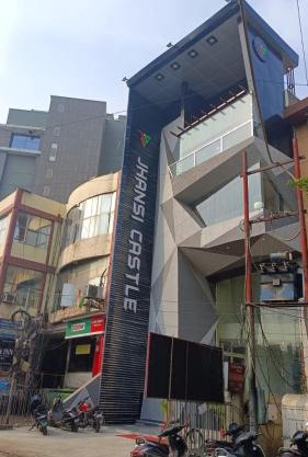 Jhansi Castle Inn