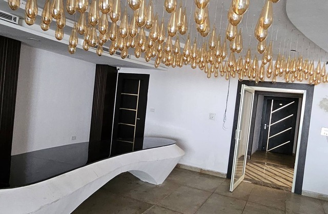 Jhansi Castle Inn