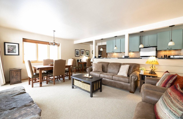 1bd / 1ba Ponderosa 413: 1 BR / 1 BA condominios en Wilson, capacidad para 4