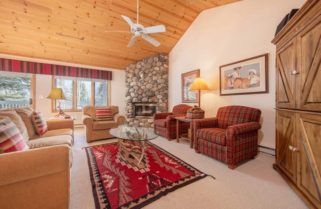 3bd / 3. 5 ter bis Teton Pines De Pueblo 2: hogares de la ciudad 3 BR / 3. 5 BA en Wilson, capacidad para 6