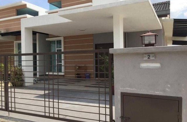 jm homestay semi d deluxe