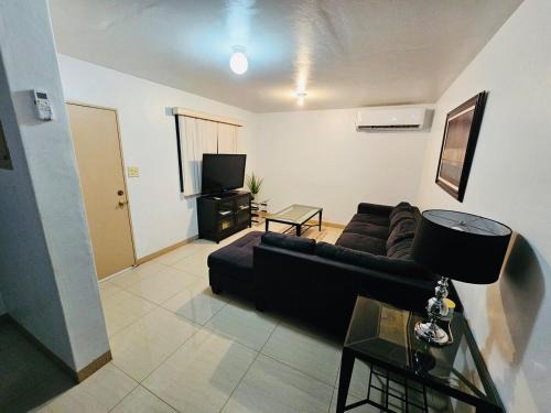 Joe's Place 1 bedrm, 1 bathrm