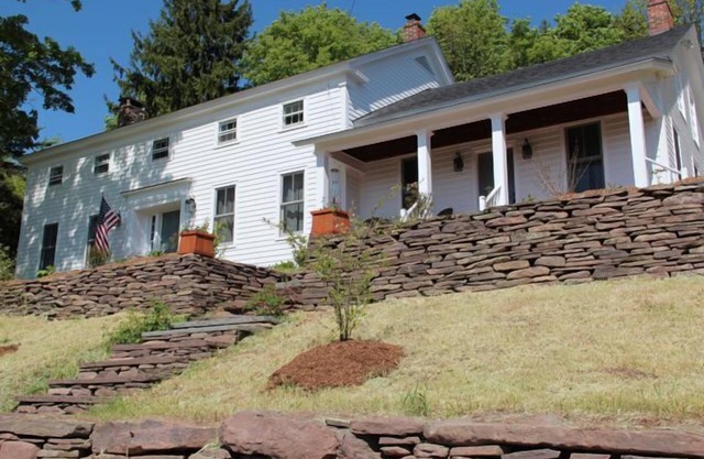 John Burroughs 'Hogar de la adolescencia, completamente restaurada.