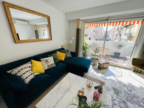 John Homestay Room in Nice