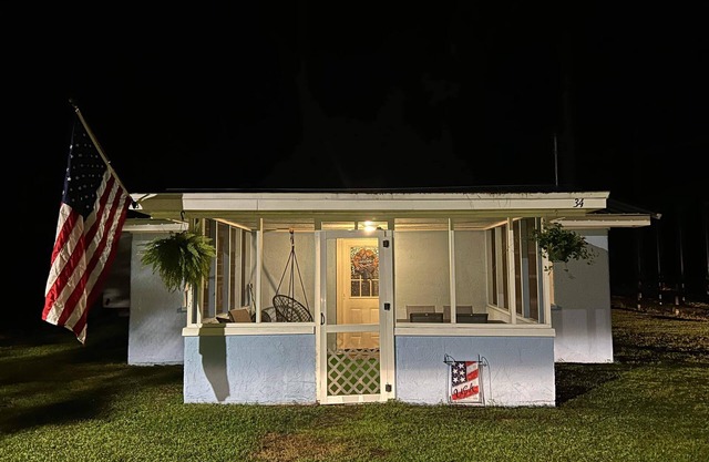 Johnny’s Fishing Cabin