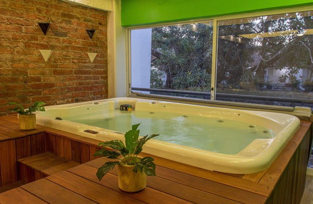 Joint Boutique Hotel