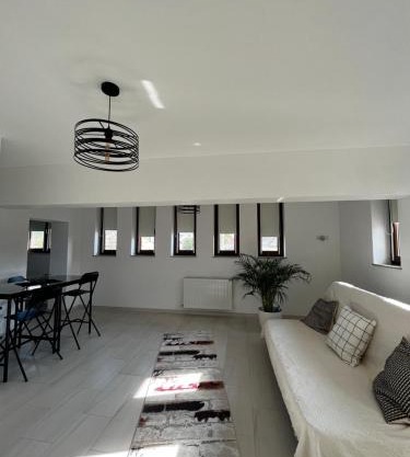 Jois Apartments Periam
