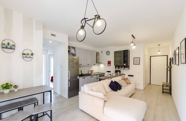 JOIVY Flat W/Terrace & Parking