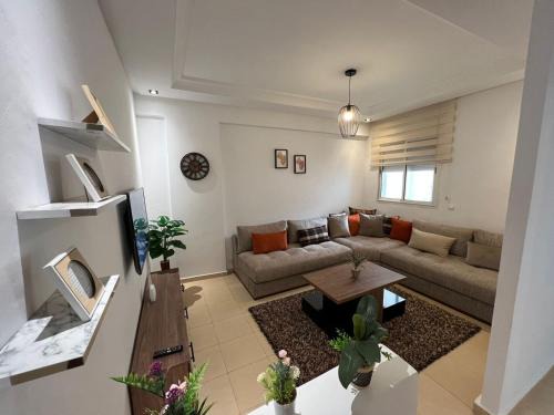joli appartement au centre ville de la capitale vue sur mer