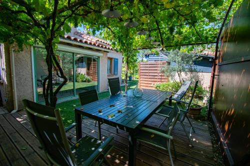 Jolie maison indépendante avec jardin et piscine