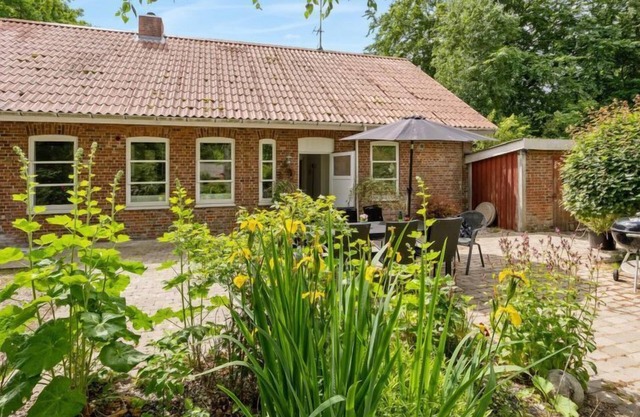 "Jonni" - 15km from the sea by Interhome