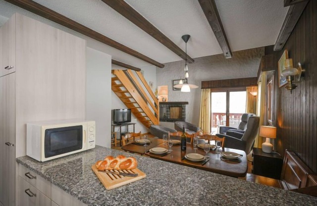 Jorasse C 20 by Interhome