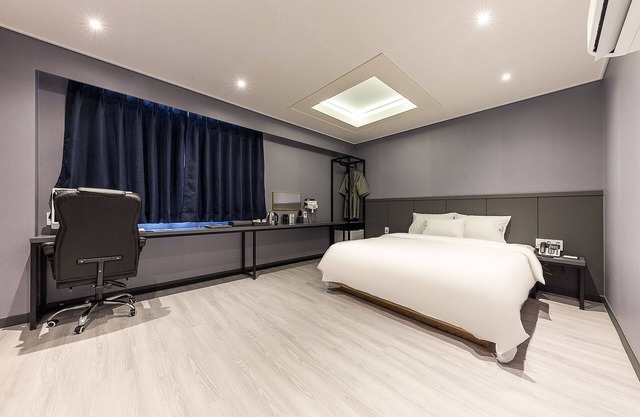 JOY Hotel