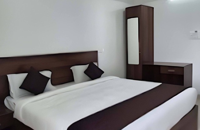 JR Service Apartment