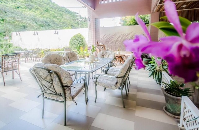 Juldis Khao Yai J2