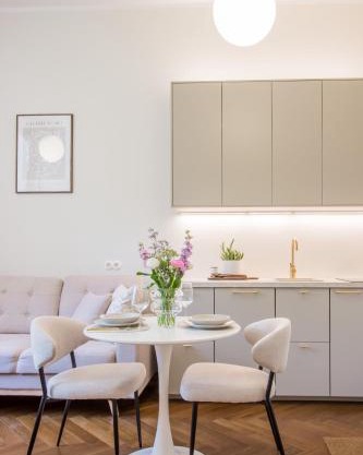Julius Apartment