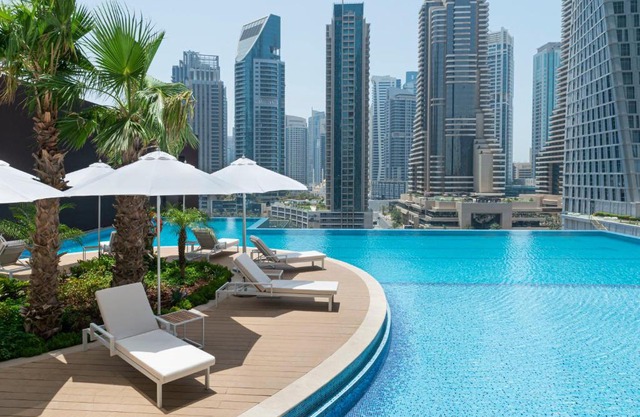 Jumeirah Living Marina Gate Dubai