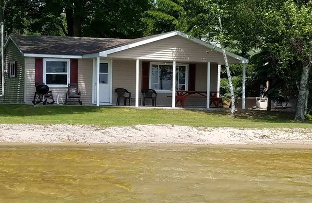 ¡Ahora reservando para 2020! Big Platte Lake Hideaway!