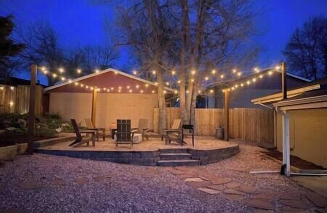 Jungle Haus, Family Friendly! Fire Pit, Game Room, Outdoor
