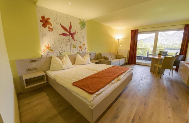 Junior Suite mit Seeblick Typ A1 - Seepark Drobollach