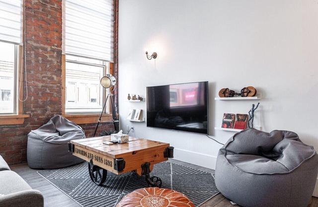 Juno Lofts: Memories of Chelsea