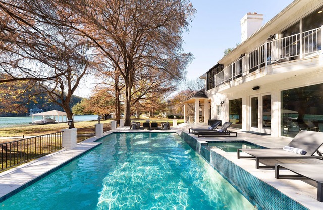 Adventure & Relaxation Collide: Paddle Boards, Boat Lift, Lilypad & More