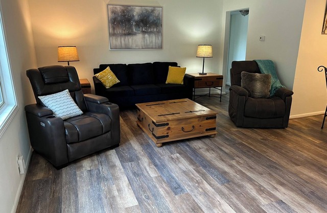 Just Peachy 2BR/2BA apartment in Atlanta with 5G fast WiFi, All to Yourself