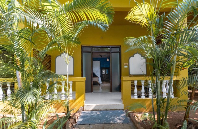 juSTa Morjim Beach Resort and Spa