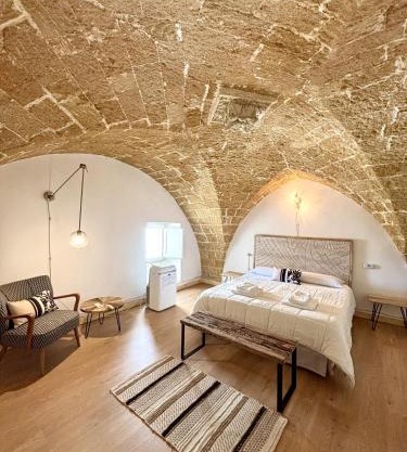 Kàllistos Suites & Apartments