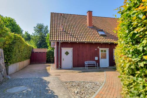 Küstenhaus mit eigener Sauna und Kamin ca 400 vom Ostseestrand