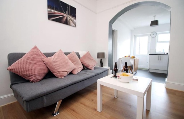 K Suites - Lansdown Road 2
