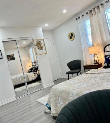 K1 Private Bathroom Queen Bed Room