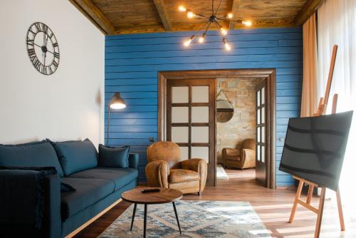 KABAN BOUTIQUE - 5Star Central Villa in Vatra Dornei