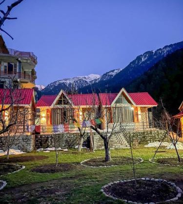 Kahaani - Luxury Wooden Chalet in Manali