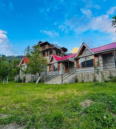 Kahaani - Private Chalet with Bonfire and Apple Orchard