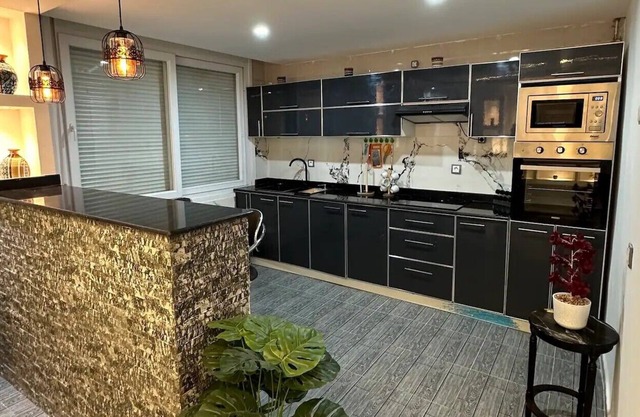 KAHINA LOFT