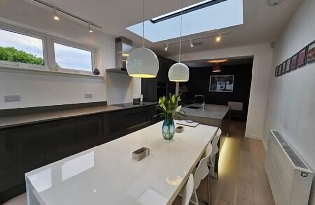 Kaimes Kip: Stylish Edinburgh Five Bedroom Home