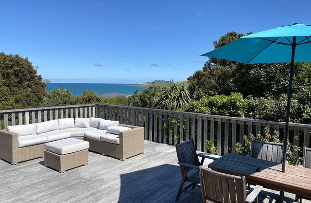 Kaka Point Holiday House